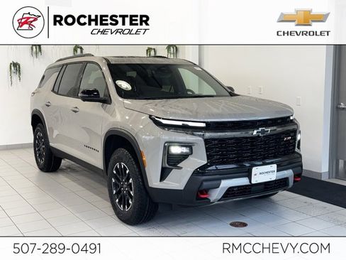 New 2026 Chevrolet Traverse Z71 w/ Driver Confidence Package image 1