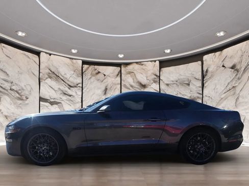 Used 2020 Ford Mustang GT w/ Equipment Group 301A image 5