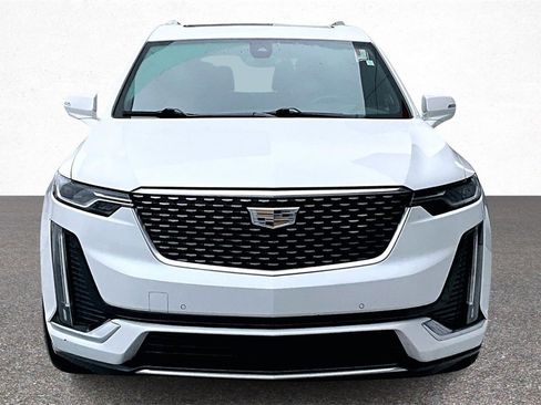 Used 2021 Cadillac XT6 Premium Luxury image 3