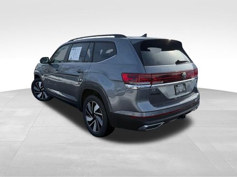 Used 2024 Volkswagen Atlas SE image 5