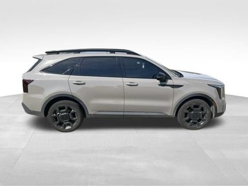 Used 2025 Kia Sorento SX Prestige AWD/4WD image 2