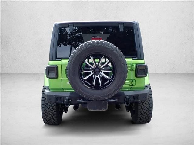 Used 2018 Jeep Wrangler Unlimited Sahara w/ Cold Weather Group AWD/4WD image 3