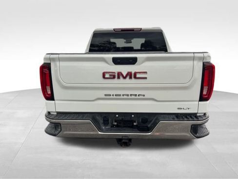 Used 2025 GMC Sierra 1500 SLT image 6
