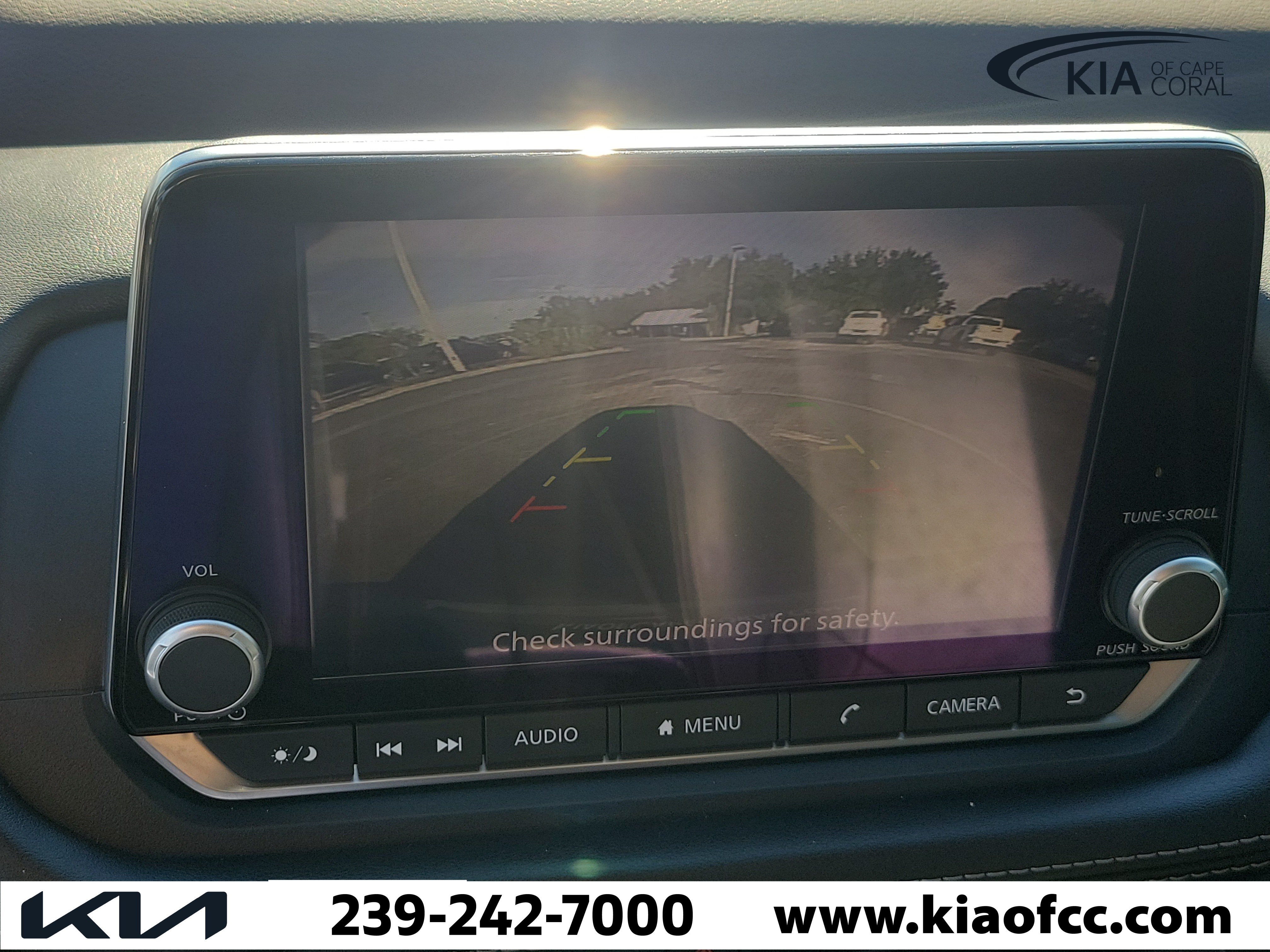 Used 2022 Nissan Rogue S FWD image 27