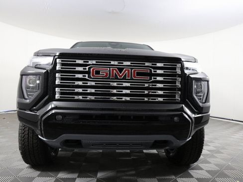 Used 2025 GMC Canyon Denali image 59