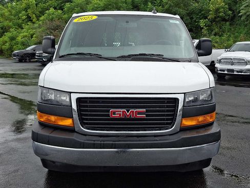 Used 2025 GMC Savana 2500 w/ Driver Convenience Package RWD image 2