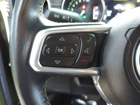 Used 2023 Jeep Wrangler Unlimited Sahara w/ Cold Weather Group AWD/4WD image 12