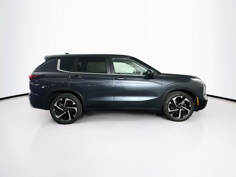 Used 2024 Mitsubishi Outlander SE FWD image 10