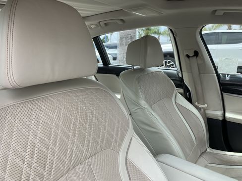 Used 2016 BMW 740i RWD image 34
