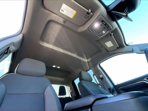 Used 2024 Chevrolet Silverado 1500 RST w/ Z71 Off-Road Package image 32