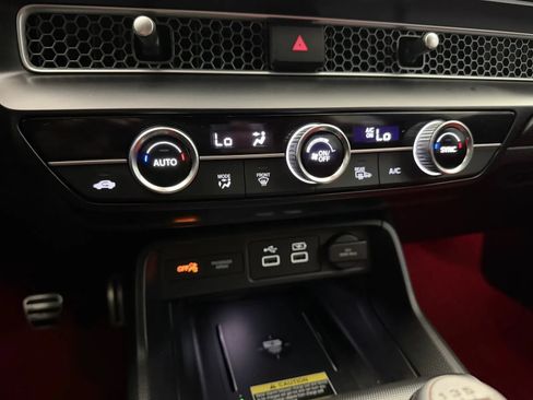 Used 2023 Honda Civic Type R image 24
