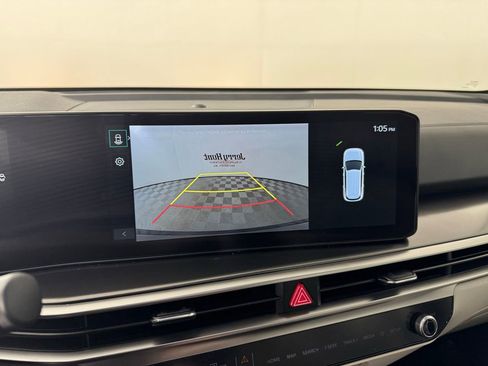 Used 2025 Kia Sorento S w/ Panoramic Sunroof Package image 17