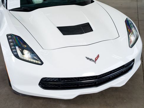 Used 2014 Chevrolet Corvette Stingray Convertible w/ 2LT Preferred Equipment Group RWD image 5
