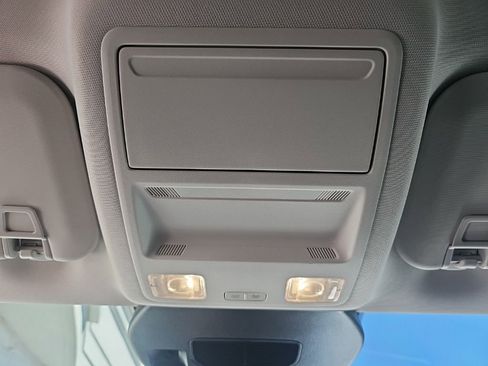 Used 2025 Ford Escape SE FWD image 20