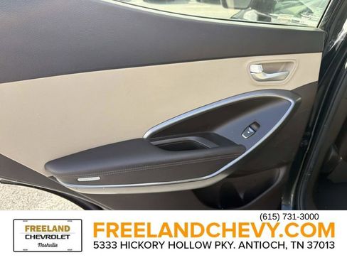 Used 2017 Hyundai Santa Fe Sport image 16