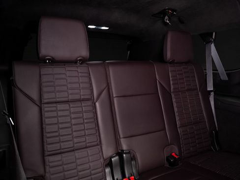 Used 2023 Cadillac Escalade ESV Sport Platinum w/ Heavy-Duty Trailer Package image 69