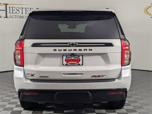 Certified 2023 Chevrolet Suburban RST w/ Luxury Package image 6