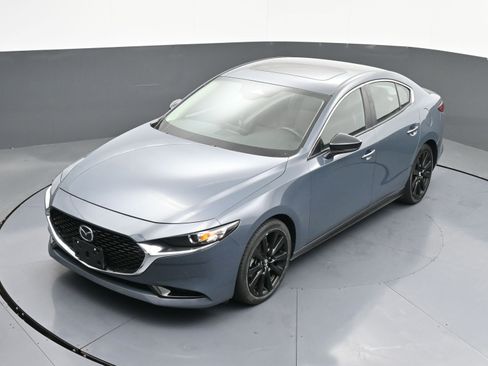 Used 2024 MAZDA MAZDA3 s image 37