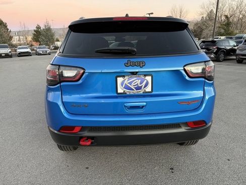 Used 2022 Jeep Compass Trailhawk w/ Trailhawk Elite Group image 4