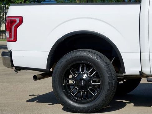 Used 2015 Ford F150 XLT w/ Equipment Group 301A Mid image 12