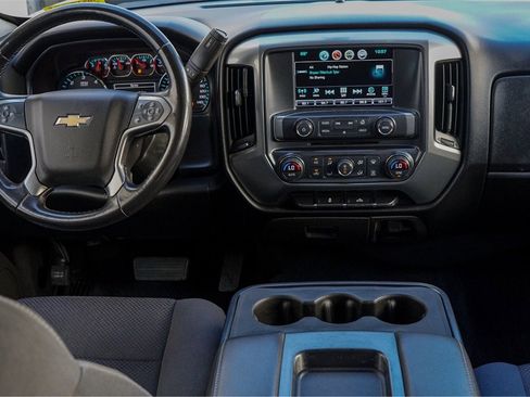 Used 2018 Chevrolet Silverado 1500 LT w/ All Star Edition image 25