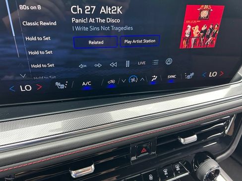 Used 2025 Chevrolet Suburban RST w/ Comfort Package RWD image 33