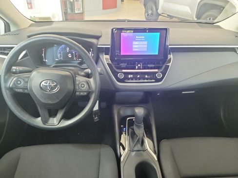 Used 2026 Toyota Corolla LE FWD image 15