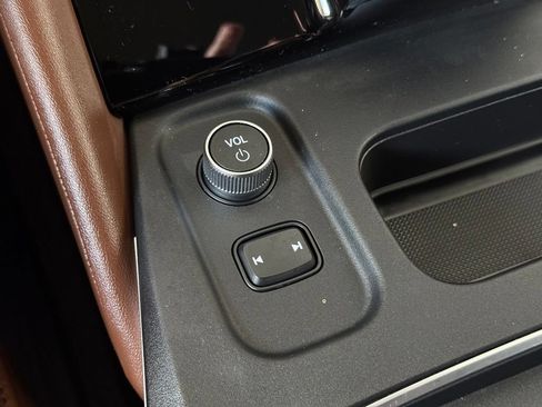 Used 2025 Acura MDX FWD w/ Technology Package image 44