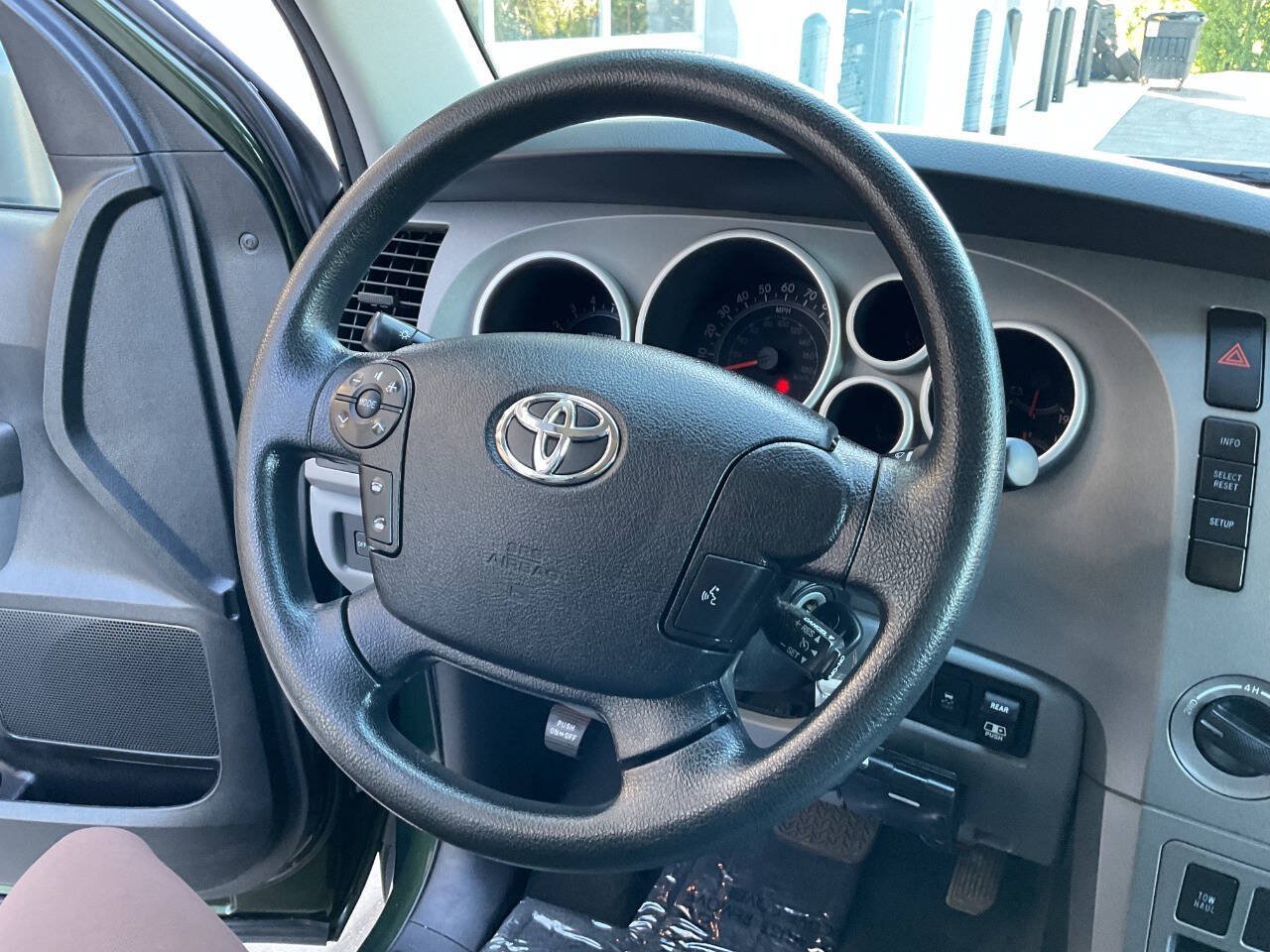 Used 2013 Toyota Tundra 4x4 Double Cab w/ TRD Off-Road Pkg image 18