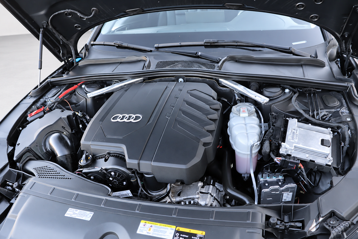 Used 2021 Audi A4 2.0T Premium w/ Convenience Package AWD/4WD image 42