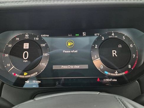 Used 2025 Land Rover Range Rover SE AWD/4WD image 11