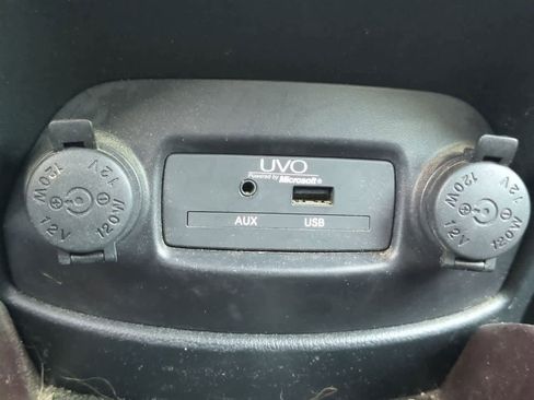 Used 2012 Kia Soul ! w/ Red Rock Special Edition Pkg image 30