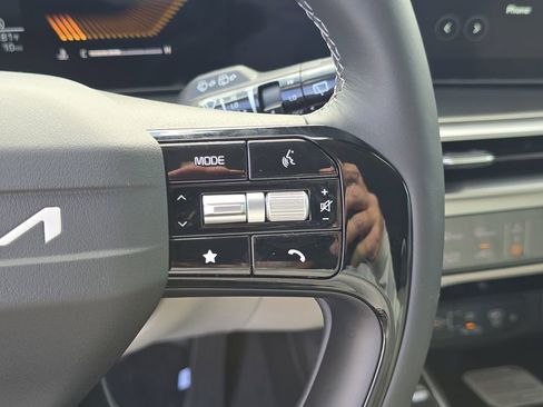 New 2026 Kia Sorento S FWD image 30