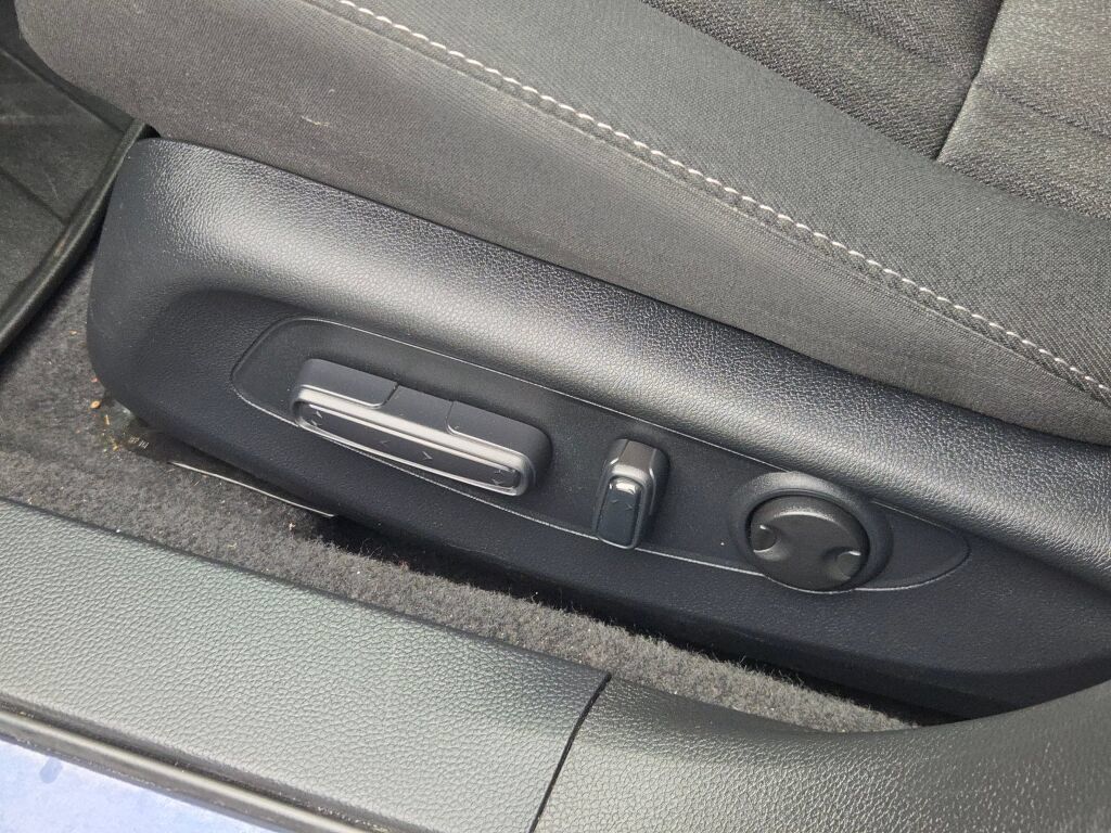Used 2023 Honda Accord EX image 22