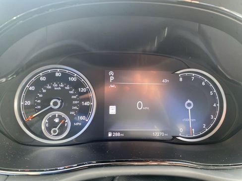 Used 2024 Genesis GV70 2.5T w/ Select Package image 6