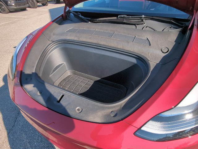 Used 2024 Tesla Model Y Long Range RWD image 25