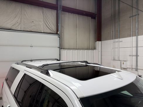 Used 2021 Ford Expedition Max Platinum AWD/4WD image 39
