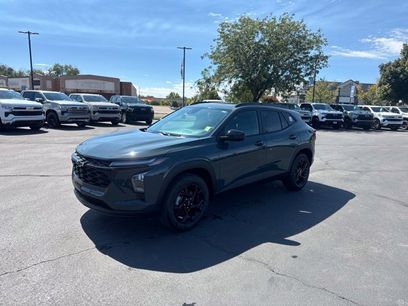 New 2026 Chevrolet Trax LT w/ Sunroof Package