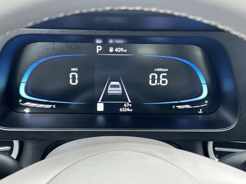 Certified 2025 Hyundai Elantra Sport FWD image 21