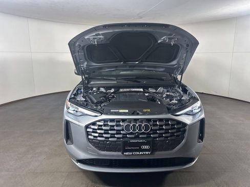 Used 2025 Audi Q5 Premium Plus w/ Premium Plus image 28