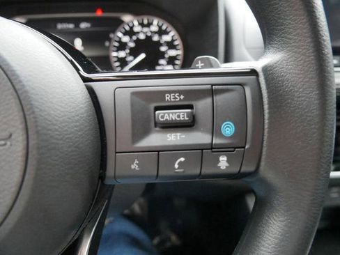 Certified 2021 Nissan Rogue SV image 19