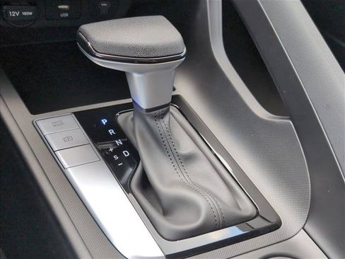 New 2026 Hyundai Elantra SE FWD image 15