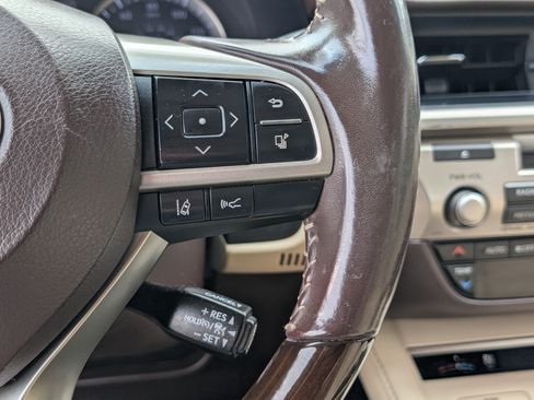 Used 2018 Lexus ES 350 w/ Premier Package FWD image 21