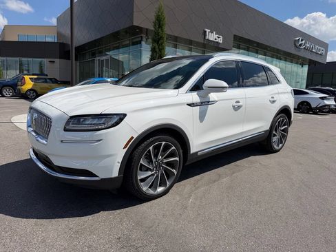 Used 2022 Lincoln Nautilus Reserve w/ Equipment Group 201A AWD/4WD image 1