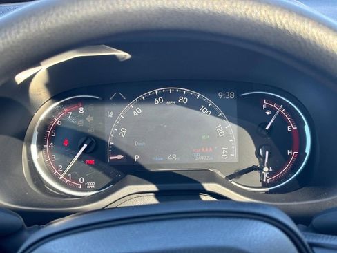 Used 2024 Toyota RAV4 XLE image 29