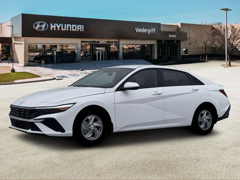 New 2026 Hyundai Elantra SE w/ Cargo Package image 2