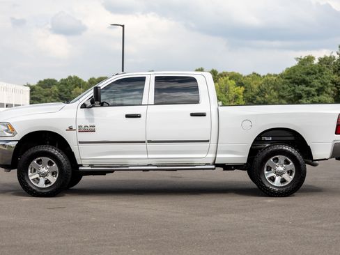 Used 2015 RAM 2500 Tradesman w/ Chrome Appearance Group AWD/4WD image 12