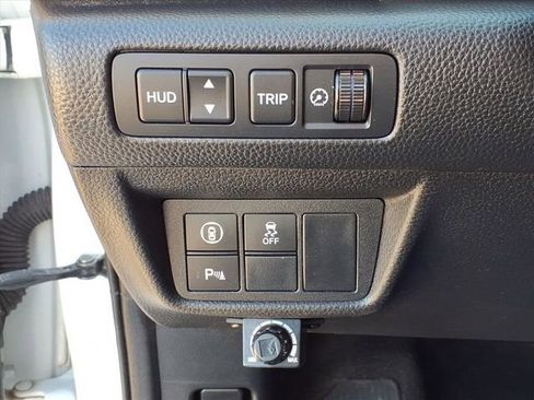 Used 2018 Honda Accord Touring image 14