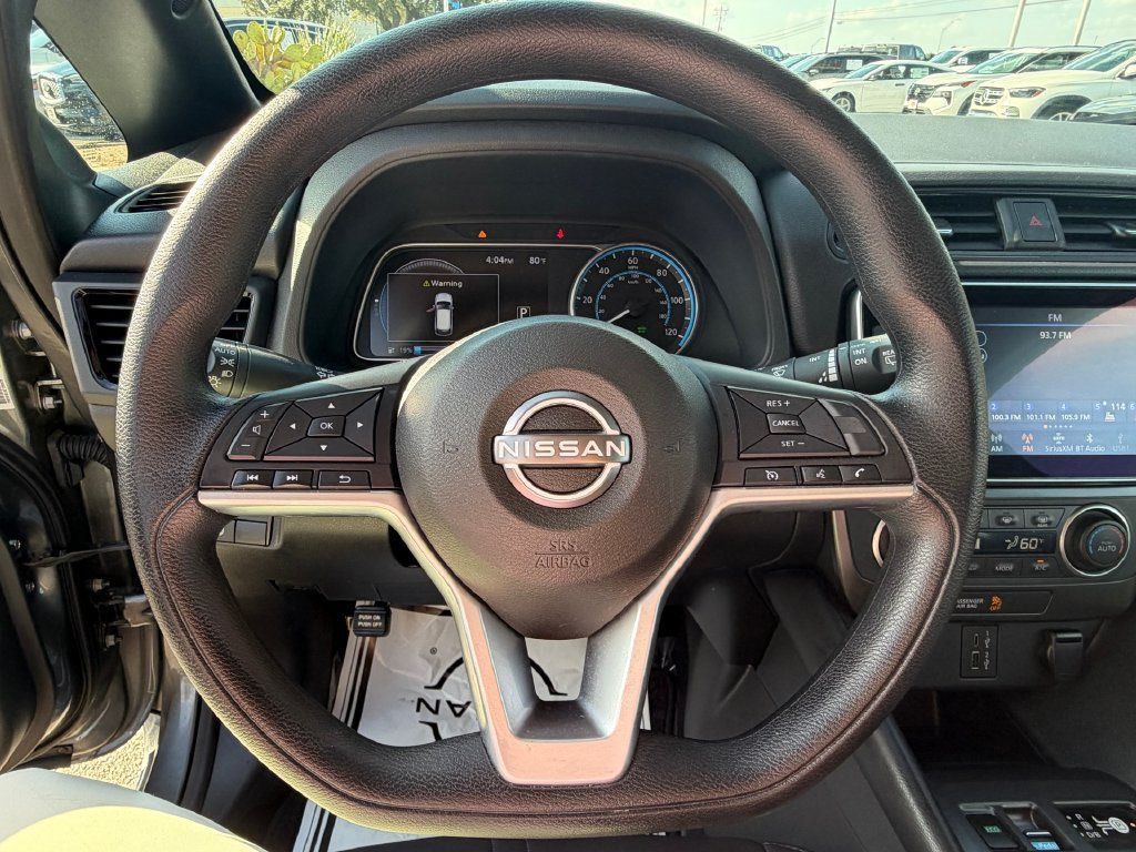 Used 2025 Nissan Leaf S FWD image 12