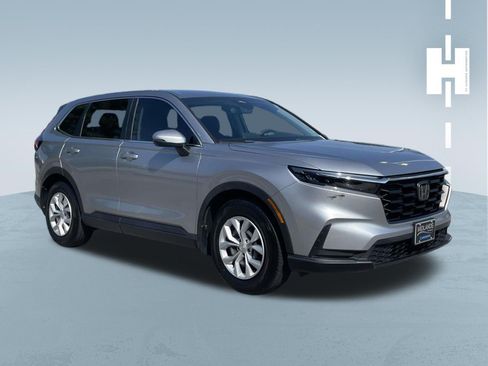 Used 2023 Honda CR-V LX image 1